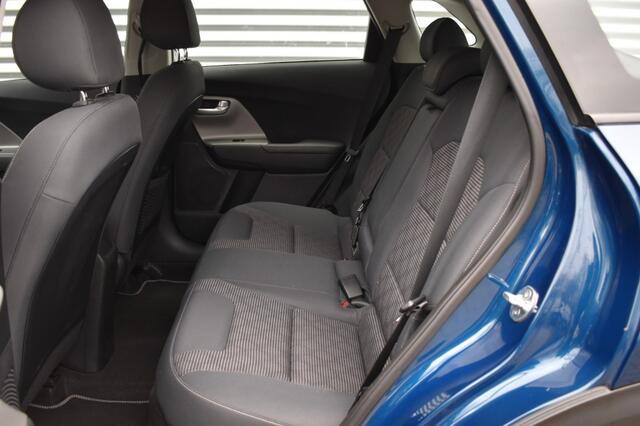 KIA Niro 1.6 GDI HYBRID / CAMERA / TREKHAAK / CARPLAY