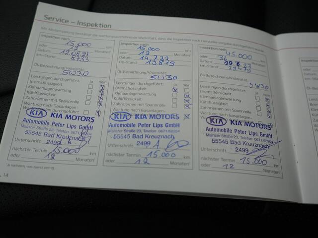 KIA Niro 1.6 GDi ExecutiveLine Plug In Hybrid 141pk Dealer O.H. PHEV | Trekhaak Af Fabriek | Schuifdak | Adaptive Cruise | JBL Sound | Lederen Sportstoelen Memory & Ventilatie | Camera | Stoelen & Stuur Verwarmd | Keyless | Apple Carplay | Blis | DAB |