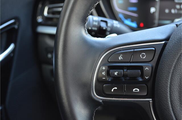 KIA Niro 1.6 GDi Hybrid Opendak | Camera | Carplay | Navigatie | Dealeronderhouden!