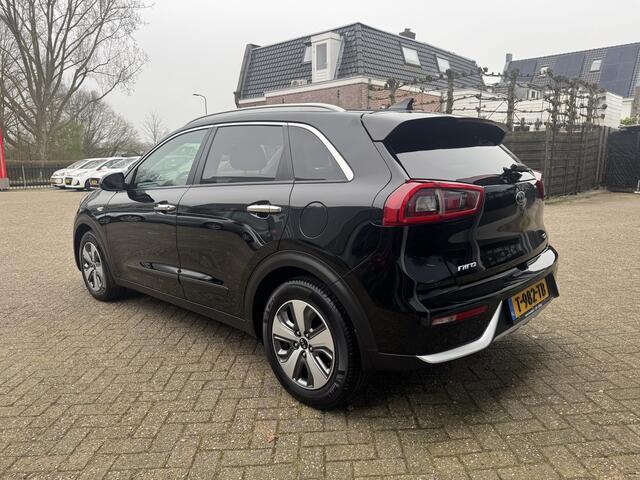 KIA Niro 1.6 GDi Hybrid DynamicPlusLine Carplay, Cruise, Camera, Stoel/stuur verwarming.
