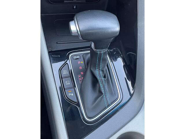 KIA Niro 1.6 GDi PHEV ExecutiveLine Navigatie, Schuifdak, Leder, Afn.Trekhaak, Bose, LED, Stoel/Stuurverwarming, Adaptive Cruise Control