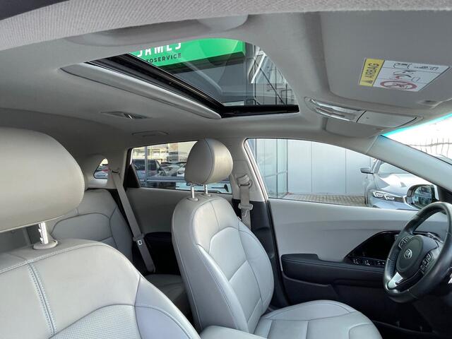 KIA Niro 1.6 GDi PHEV ExecutiveLine Navigatie, Schuifdak, Leder, Afn.Trekhaak, Bose, LED, Stoel/Stuurverwarming, Adaptive Cruise Control