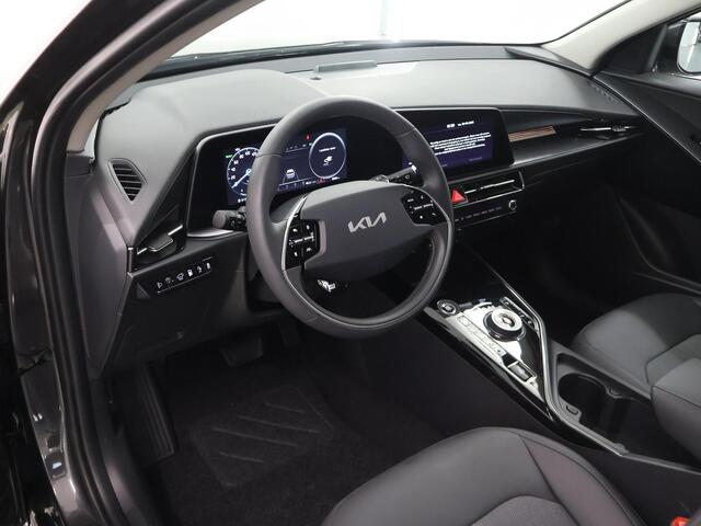 KIA Niro 1.6 GDi PHEV DynamicPlusLine Edition | 18" lichtmetalen velgen | Elektrisch verstelbare bestuurdersstoel | Stoel/Stuurwielverwarming | LED Koplampen | Elektrisch bedienbare achterklep |