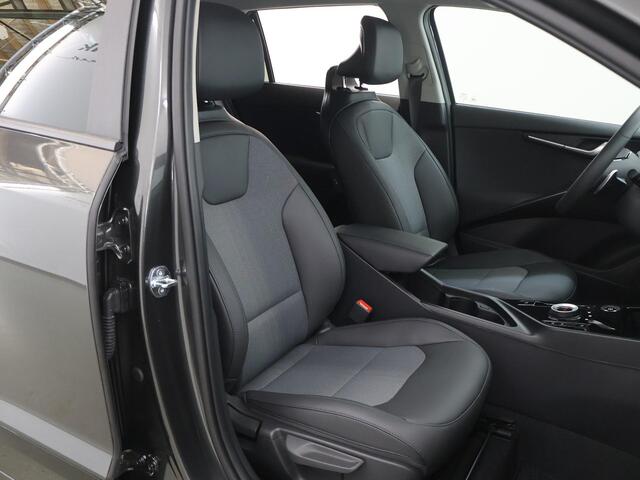 KIA Niro 1.6 GDi PHEV DynamicPlusLine Edition | 18" lichtmetalen velgen | Elektrisch verstelbare bestuurdersstoel | Stoel/Stuurwielverwarming | LED Koplampen | Elektrisch bedienbare achterklep |