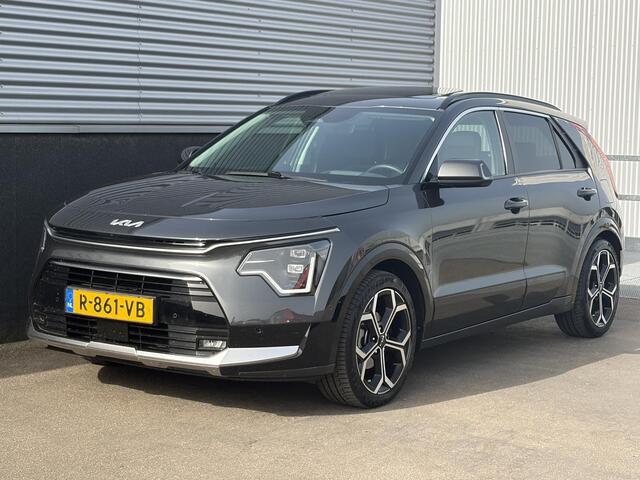 KIA Niro 1.6 GDi Hybrid Launch Edition Nieuw geleverd, Dealer onderhouden 1e eign.: Schuif-/kanteldak, trekhaak 13-polig, head-up display, stoelverwarming- & ventilatie, stuurverwarming, adaptieve cruise control, Apple CarPlay/Android Auto