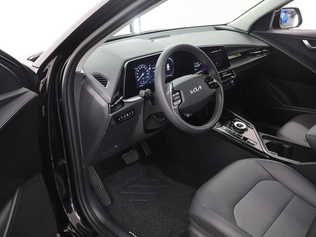 KIA Niro 1.6 GDi PHEV DynamicPlusLine Edition | 18" lichtmetalen velgen | Elektrisch verstelbare bestuurdersstoel | Stoel/Stuurwielverwarming | LED Koplampen | Elektrisch bedienbare achterklep |