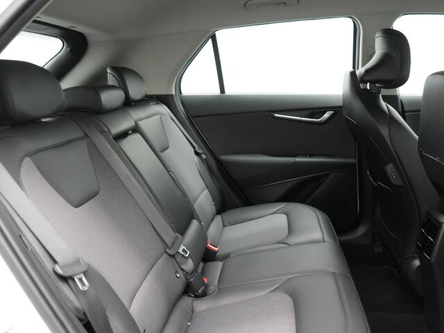 KIA Niro 1.6 GDi DynamicLine PHEV 182pk Dealer O.H SOH 96,2% | Adaptive Cruise | Camera | Sportstoelen & Stuur Verwarmd | Keyless | Pilot Assist | Blis | Navigatie | Virtual | DAB | Plug In Hybrid |