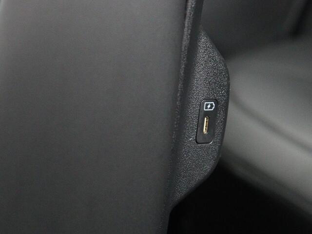 KIA Niro 1.6 GDi Hybrid DynamicLine | Trekhaak | Adaptive cruise | Camera | Carplay | Half leder | Navigatie | Sfeerverlichting | File Assistent | Parkeerhulp | Keyless | Climate control