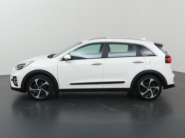 KIA Niro 1.6 GDi Hybrid DynamicLine | Schuif / Kanteldak | Navigatie | Parkeercamera | Climate Control | Cruise Control Adaptief | 18" Lichtmetalen Velgen |