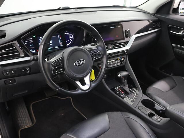KIA Niro 1.6 GDi Hybrid DynamicLine | Schuif / Kanteldak | Navigatie | Parkeercamera | Climate Control | Cruise Control Adaptief | 18" Lichtmetalen Velgen |