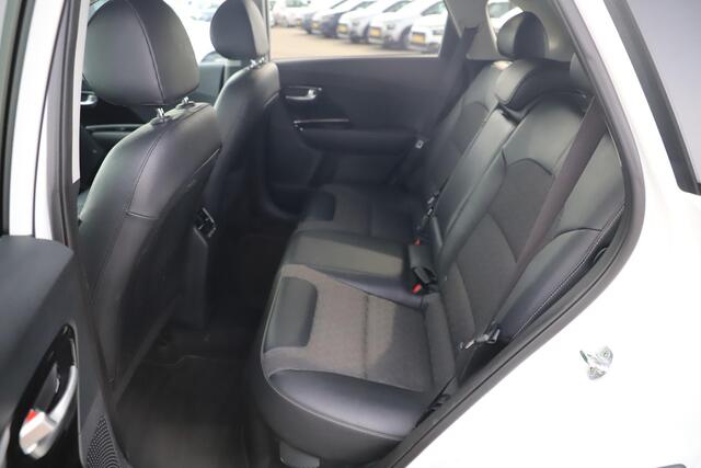 KIA Niro 1.6 GDi Hybrid Style Edition Half Leder Carplay Android Navigatie Achteruitrijcamera Blind Spot Adaptive Cruise Control Rijstrooksensor Parkeersensor