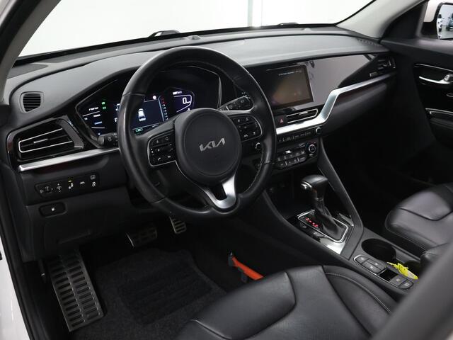 KIA Niro 1.6 GDi Hybrid DynamicPlusLine | Trekhaak | Lederen Bekleding | DAB | Apple CarPlay/Android Auto | Camera | Stoel/Stuurverwarming | Adaptieve Cruise Control | Climate Control | Rijhulpsysteem |