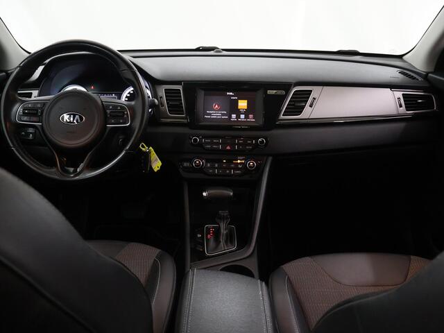 KIA Niro 1.6 GDi Hybrid DynamicLine | Trekhaak | Navigatiesysteem | Parkeercamera | Stoelverwarming | Cruise Control |