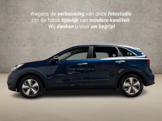 KIA Niro 1.6 GDi Hybrid Dynamic Sport 142Pk Automaat (APPLE CARPLAY, NAVIGATIE, CAMERA, LEDER, SPORTSTOELEN, GETINT GLAS, NIEUWSTAAT)