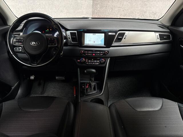 KIA Niro 1.6 GDi Hybrid Dynamic Sport 142Pk Automaat (APPLE CARPLAY, NAVIGATIE, CAMERA, LEDER, SPORTSTOELEN, GETINT GLAS, NIEUWSTAAT)