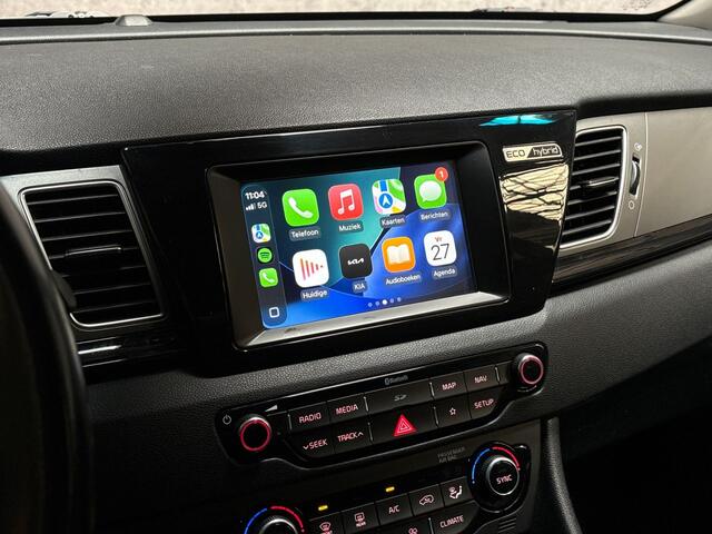 KIA Niro 1.6 GDi Hybrid Dynamic Sport 142Pk Automaat (APPLE CARPLAY, NAVIGATIE, CAMERA, LEDER, SPORTSTOELEN, GETINT GLAS, NIEUWSTAAT)