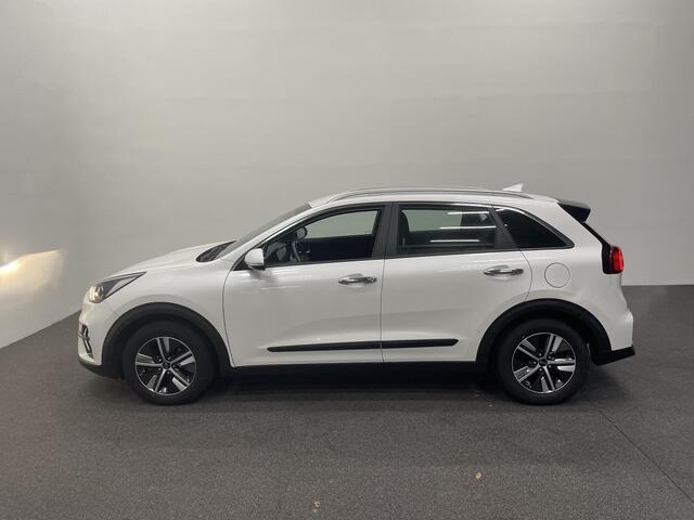 KIA Niro 1.6 GDi Hybrid DynamicLine Navigatie Apple Carplay/Android Auto Camera Parkeersensoren achter Cruise Control Climate Control Lichtmetalen velgen