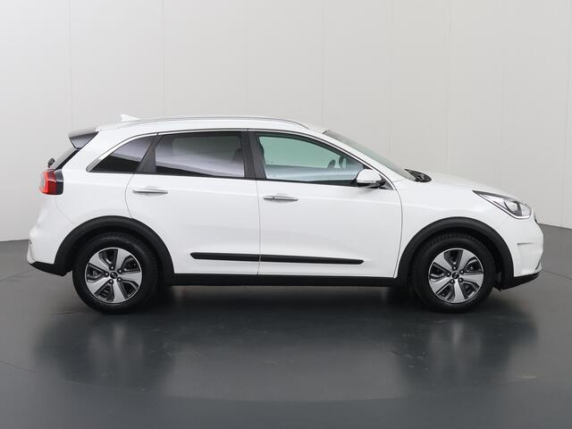 KIA Niro 1.6 GDi Hybrid DynamicPlusLine | Navigatie | Stoel/Stuurwielverwarming | Dodehoek detectie | Keyless Go | Climate Control |