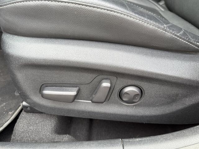 KIA Niro BWJ 2019 1.6 GDi Hybrid 142 PK Style Edition AUTOMAAT | LEDER | FULL LED | KEYLESS | ADAPTIVE CRUISE | DODE HOEK | CAMERA | STOEL+STUURVER. | CARPLAY + ANDROID | NAVI | CLIMA | LMV | PDC