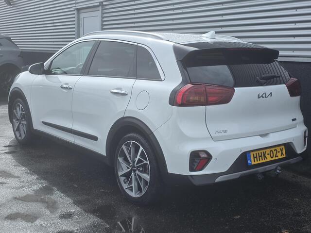 KIA Niro 1.6 GDi Hybrid DynamicLine Trekhaak, Parkeersensoren, Privacy glass, 18" LMV, Navigatie, Adaptieve cruise control, Smart Key