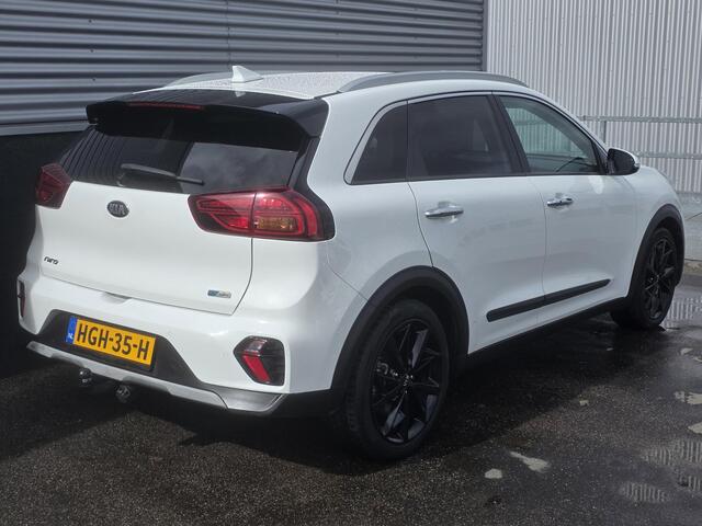 KIA Niro 1.6 GDi Hybrid DynamicPlusLine Trekhaak, Navigatie, Smart Key, Privacy glass, 18" LMV, Dodehoekdetectie, Elek. bestuurdersstoel,