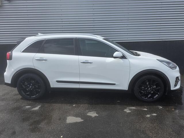 KIA Niro 1.6 GDi Hybrid DynamicPlusLine Trekhaak, Navigatie, Smart Key, Privacy glass, 18" LMV, Dodehoekdetectie, Elek. bestuurdersstoel,