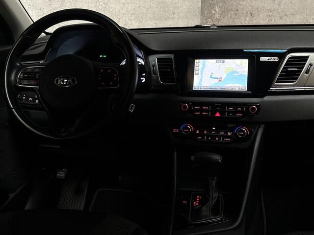 KIA Niro 1.6 GDi Hybrid ExecutiveLine Automaat (APPLE CARPLAY, NAVIGATIE, LEDER, PARKEERSENSOREN, SPORTSTOELEN, CRUISE, NIEUWE APK, NIEUWSTAAT)