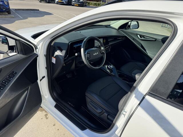 KIA Niro 1.6 GDi Hybrid DynamicPlusLine 12-2022 | Sunroof | Stoel&Stuurverw. | Privacy glass