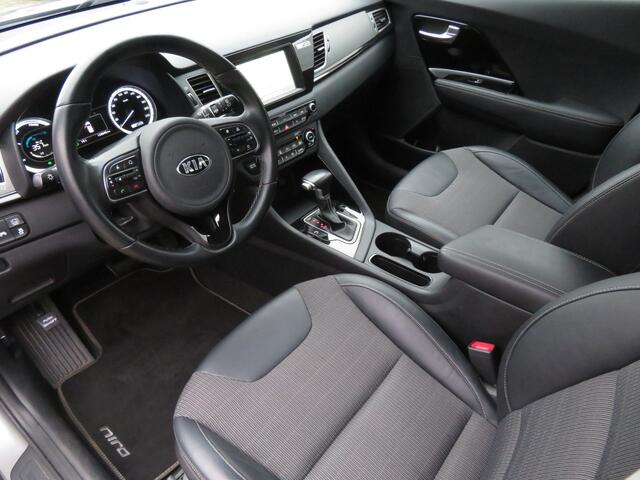 KIA Niro 1.6 GDi Hybrid ExecutiveLine 1e Eigenaar Airco ACC Cr-Control CarPlay Schuifdak