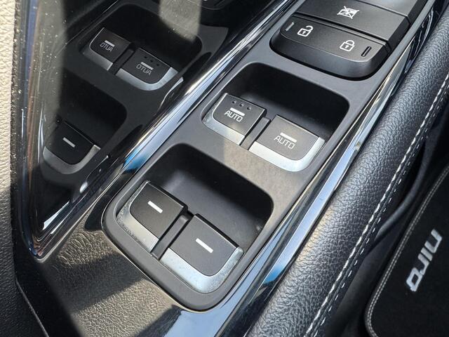 KIA Niro 1.6 GDi Hybrid DynamicLine Style Pack 18 Inch, Adaptieve Cruise Control, Draadloos Opladen, Achteruitrijcamera, Enz...