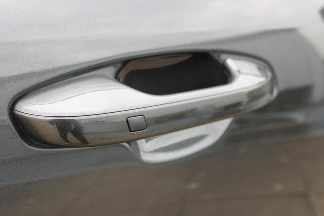 KIA Niro 1.6 GDi Hybrid DynamicLine Navigatie/ Camera / Keyless / LMV