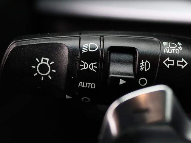 KIA Niro 1.6 GDi Hybrid DynamicLine Camera | Cruise | Navi | Parkeersensoren achter |Trekhaak