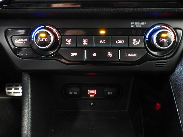 KIA Niro 1.6 GDi PHEV DynamicPlusLine NAVI/CAMERA/LED/JBL/TREKH./16"LMV!