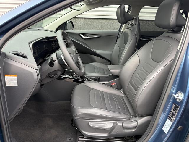 KIA Niro 1.6 GDi Hybrid DynamicPlusLine Schuif-/kanteldak, Trekhaak, Dodehoek detectie, Nieuw geleverd, Parkeersensoren v&a, Stoel- & stuurwiel verwarming, Navigatie, Apple CarPlay/Android Auto, Achteruitrij camera