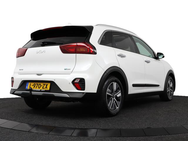 KIA Niro 1.6 GDi Hybrid ExecutiveLine Stoelverwarming/ventilatie - Schuif-/Kanteldak - Apple Carplay/Android Auto - Trekhaak - Dealer Onderhouden - Fabrieksgarantie t/m 02-09-2028