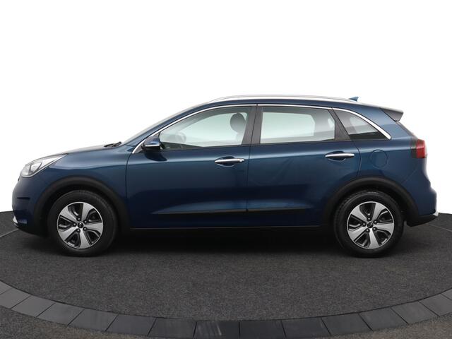 KIA Niro 1.6 GDi Hybrid First Edition - Trekhaak - Cruise Control - Navigatie - Apple CarPlay/Android Auto - Camera - Virena Zekerheidspakket ¤895,-