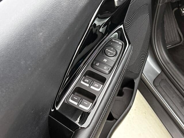 KIA Niro 1.6 GDi Hybrid Edition | Trekhaak | Stoel/stuurverwarming |