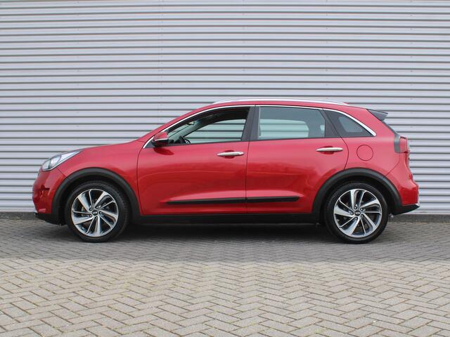 KIA Niro 1.6 GDi Hybrid DynamicLine | Trekhaak | 18" LM | Camera | Navi | Cruise | Clima | Half stof/leer | Apple Carplay/Android Auto |