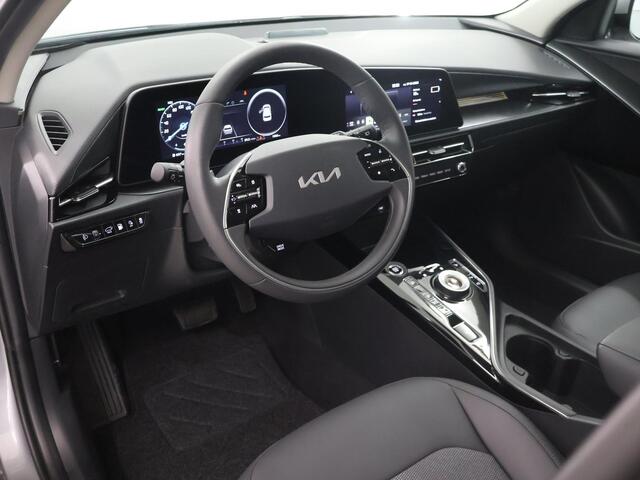 KIA Niro 1.6 GDi PHEV DynamicPlusLine Edition | 18" lichtmetalen velgen | Elektrisch verstelbare bestuurdersstoel | Stoel/Stuurwielverwarming | LED Koplampen | Elektrisch bedienbare achterklep |