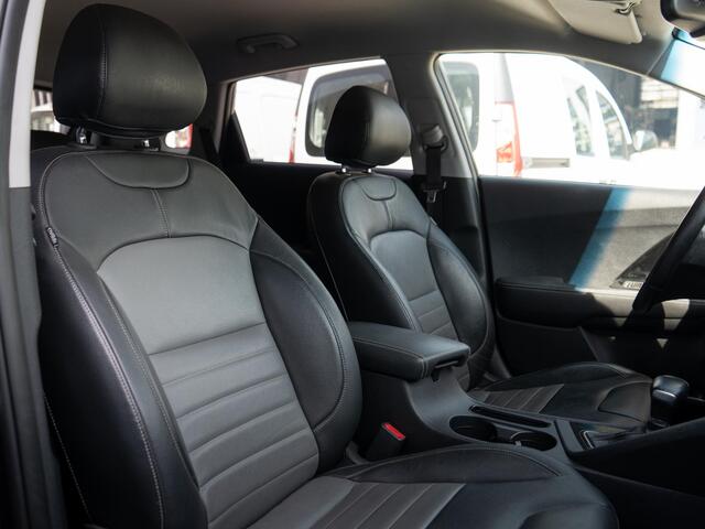 KIA Niro 1.6 GDi Hybrid First Edition | Navigatie | Achteruitrijcamera |