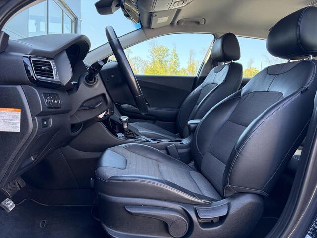 KIA Niro 1.6 GDi Hybrid First Edition SOH 100%,2e Eigenaar,Navi,Camera,Dealer Onderhouden,Trekhaak,Pdc,Halfleder,Carplay,Clima,Cruise,N.A.P,142pk,Nieuwe Apk bij Aflevering