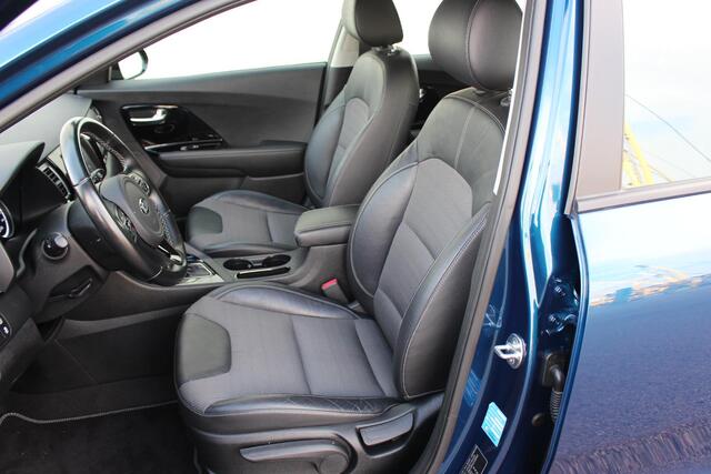 KIA Niro 1.6 GDi Hybrid DynamicLine 1300kg trekhaak, Camera, Carplay, Dab+ audio, cruise en climate control.