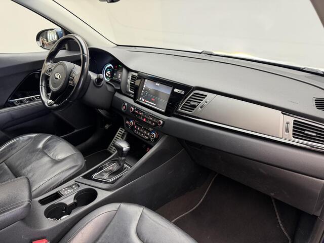 KIA Niro 1.6 GDi Hybrid ExecutiveLine | Carplay | Leer | Trekhaak | All weatherbanden | Cam achter | JBL Sound |