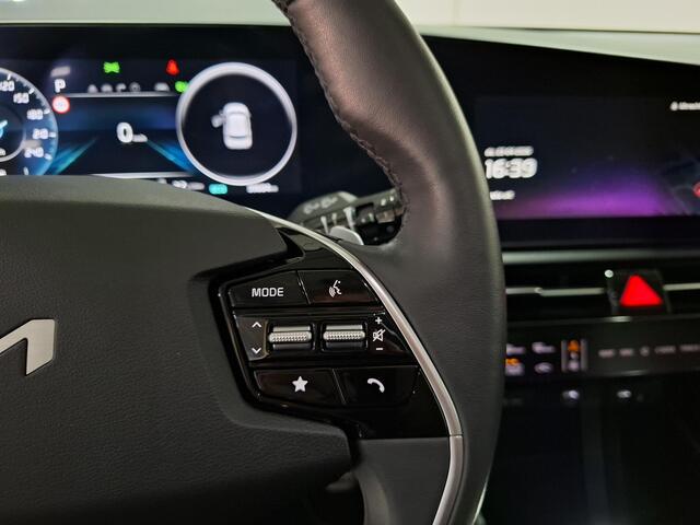 KIA Niro 1.6 GDi PHEV ExecutiveLine Stoel en Stuur verwarming, Schuif kantel dak, Apple Carplay/Android Auto, Navigatie, Camera.