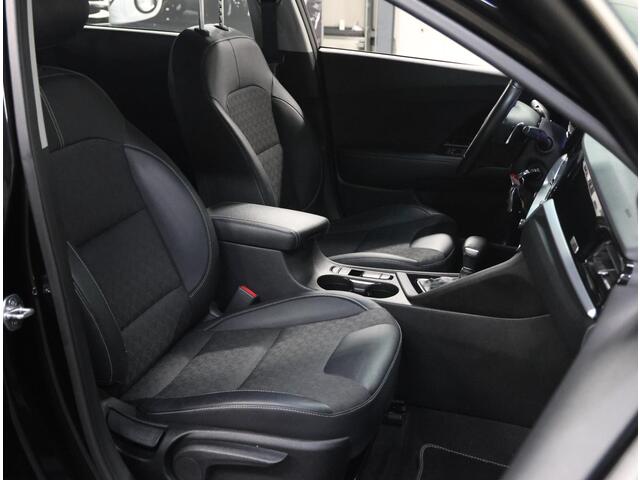 KIA Niro 1.6 GDi 140PK Hybrid DynamicLine | 1ste eigenaar | AppleCarPlay/AndroidAuto | Camera | LEER/Stof | Navigatie | Climate Control | Cruise Control | AUTOMAAT | Parkeersensoren | Isofix | Trekhaak |