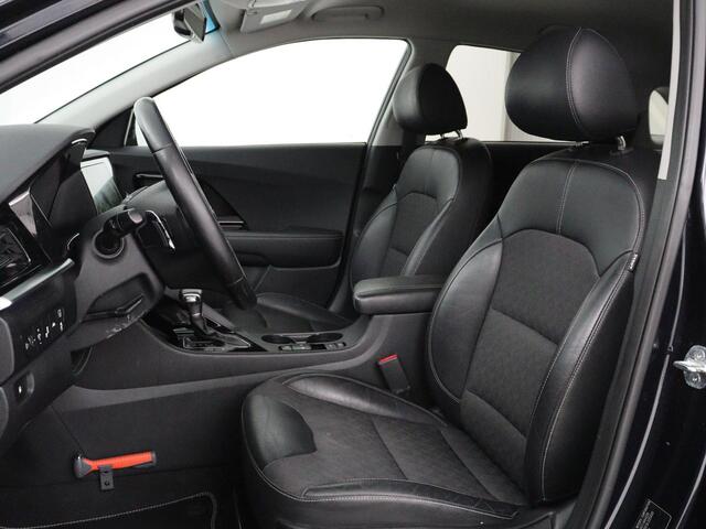 KIA Niro 1.6 GDi Hybrid DynamicPlusLine | Stoelverwarming | Half leder | Adaptive cruise | Carplay | Camera | Navigatie | Stuurverwarming | Keyless | Side Assist | Navigatie | Climate control | Bluetooth