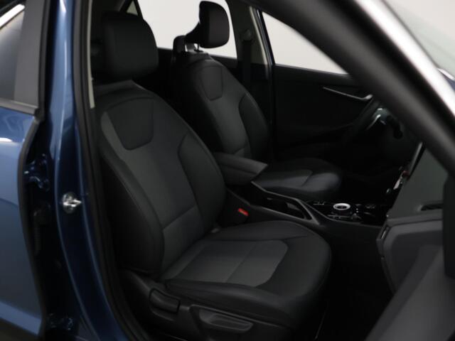 KIA Niro 1.6 GDi Hybrid DynamicPlusLine Edition | Trekhaak | 18" lichtmetalen velgen | Elektrisch verstelbare bestuurdersstoel | Stoel/Stuurwielverwarming | Elektrisch bedienbare achterklep