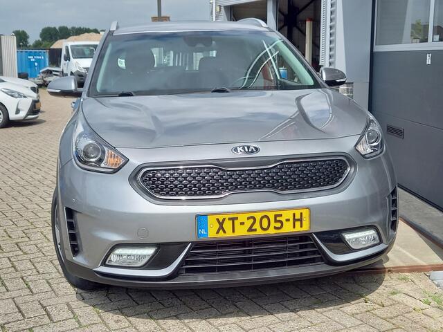 KIA Niro 1.6 GDi Hybrid DynamicLine - CAMERA - CARPLAY / ANDROID - CLIMA - CRUISE -