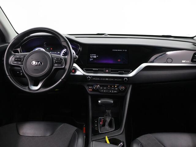 KIA Niro 1.6 GDi Hybrid DynamicPlusLine Edition | Trekhaak | Stoel / Stuurwielverwarming | JBL | Navigatie | Parkeercamera | Cruise Control Adaptief | 18" Lichtmetalen Velgen |