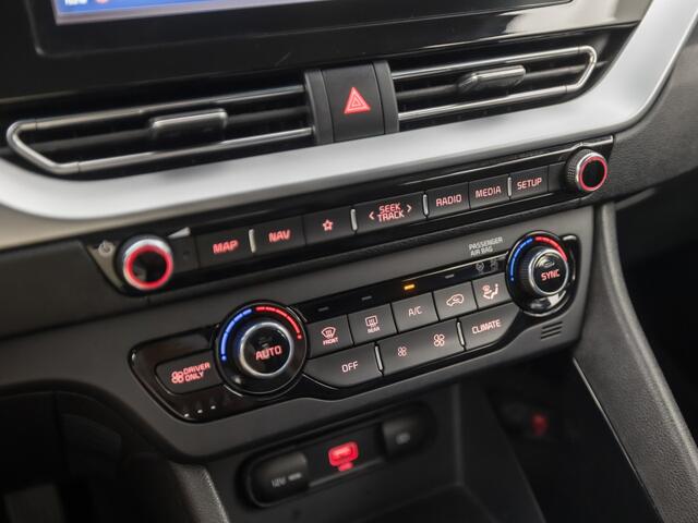 KIA Niro 1.6 GDi Hybrid Dynamic Sport 141Pk Automaat (APPLE CARPLAY, GROOT NAVI, CAMERA, LEDER, SPORTSTOELEN, ADAPTIVE CRUISE, NIEUWE APK, NIEUWSTAAT)